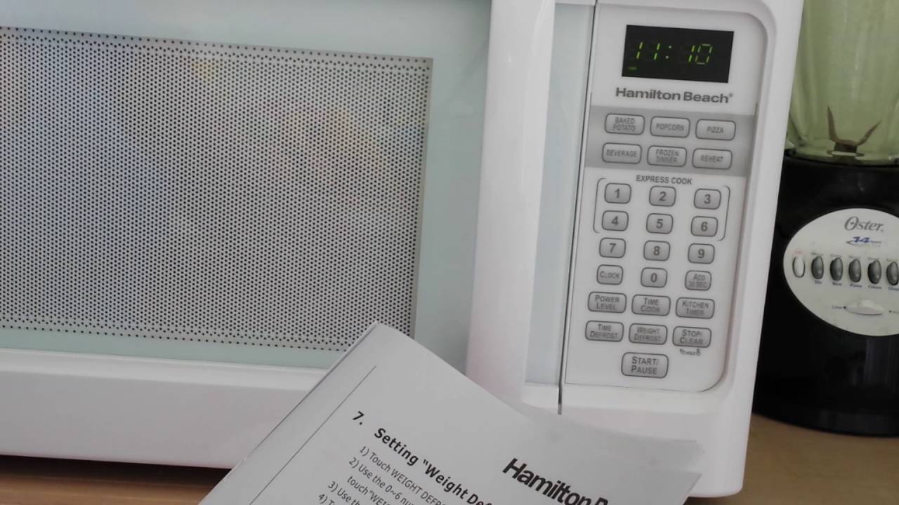 Hamilton Beach 900 Watt Microwave User Manual